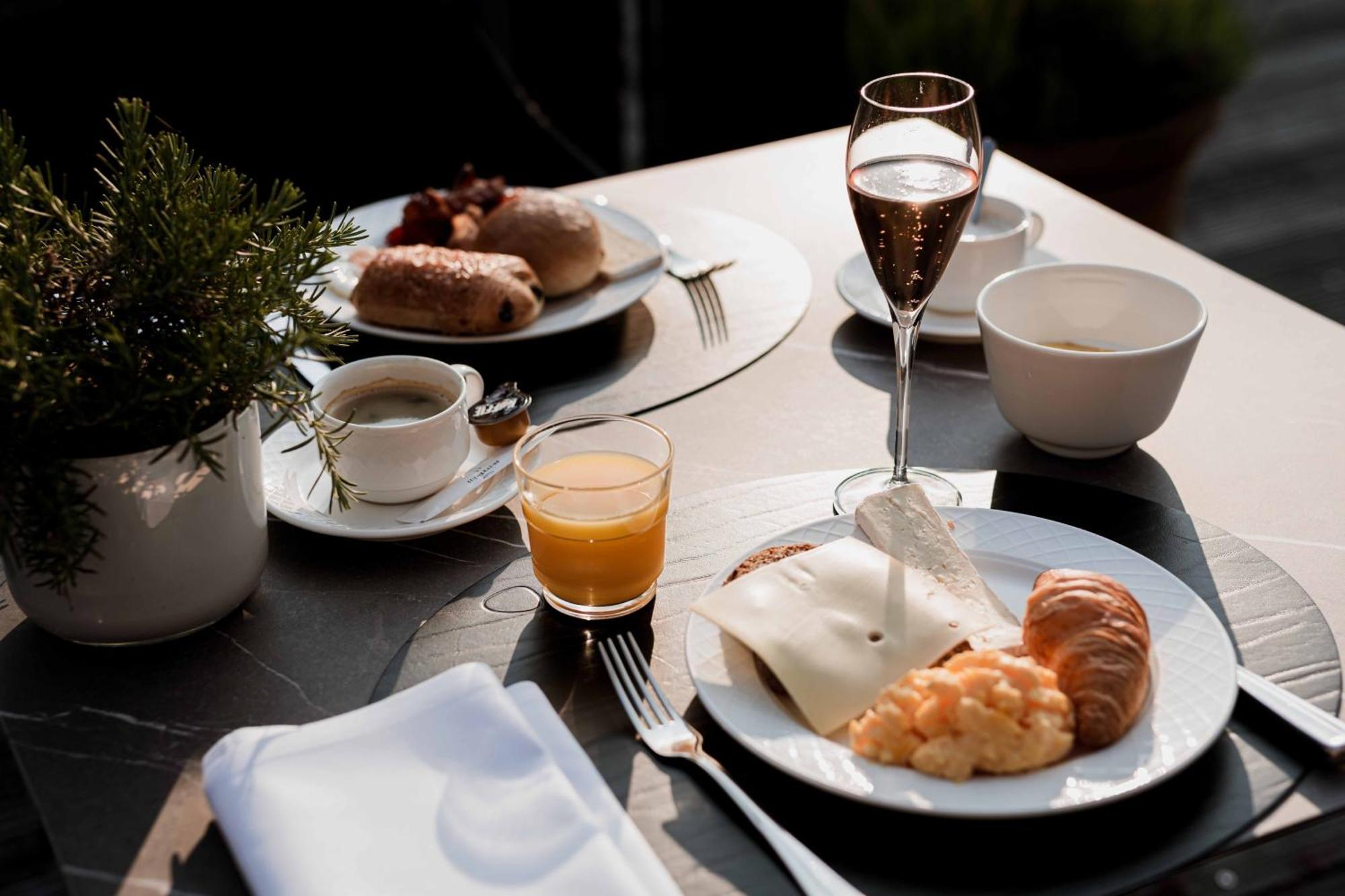 Stiemerheide - The Urban Hotel & Golf Retreat Генк Экстерьер фото
